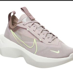 Nike Vista Lite